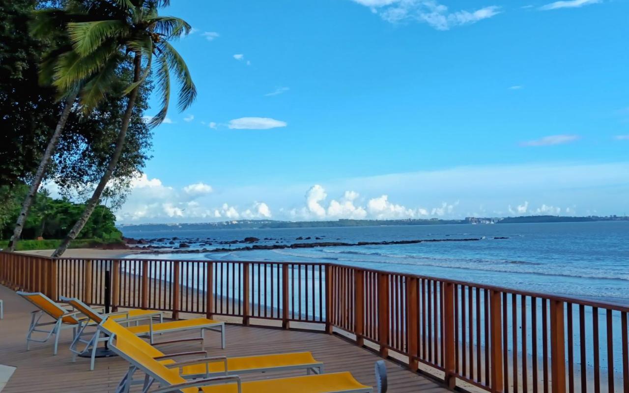 Taj Cidade De Goa Heritage, Goa Santa Cruz Esterno foto View of the beach from the resort